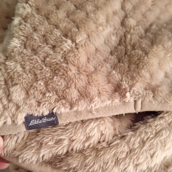 Eddie Bauer Beige Teddy Bear Fleece 1/4 Button Pullover Jacket Medium - Picture 5 of 8